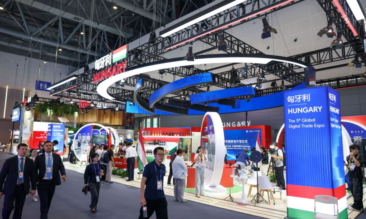 People visit the booth of Hungary, the guest country of honor for the fifth Global Digital Trade Expo (GDTE) in Hangzhou, east China's Zhejiang Province, Sept. 24, 2026. (Xinhua/Jiang Han)