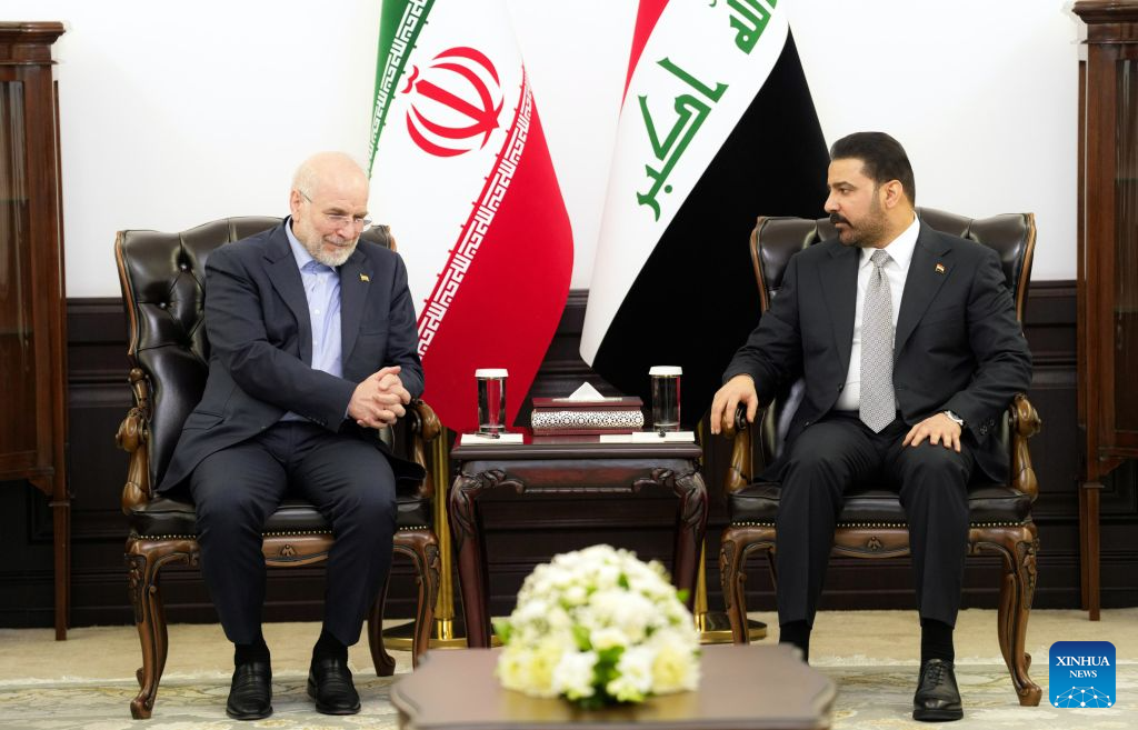 Iraqi Prime Minister Ali al-Zaidi (R) meets with visiting Iranian Parliament Speaker Mohammad Bagher Ghalibaf in Baghdad, Iraq, Aug. 19, 2026. (Iraqi Prime Minister Media Office/Handout via Xinhua)