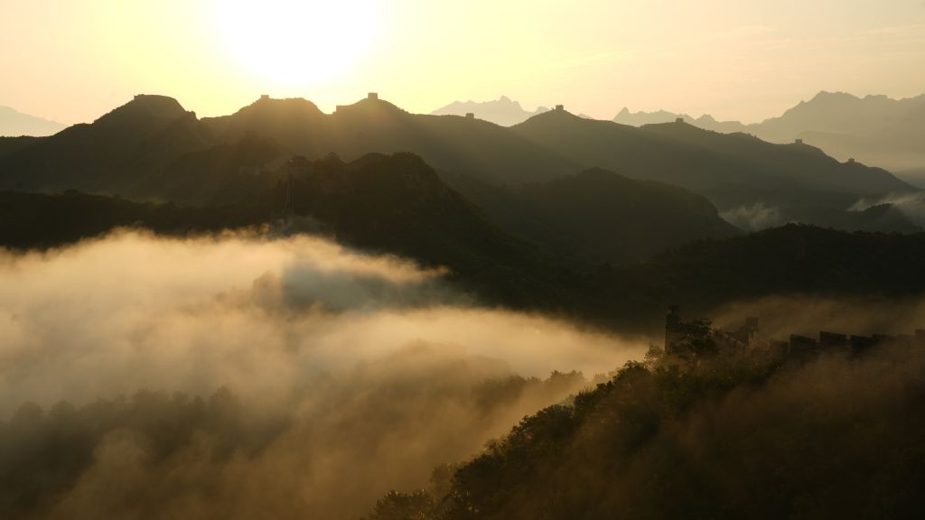 This photo taken on Aug. 19, 2026 shows the clouds scenery after rainfall at the Jinshanling section of the Great Wall, Luanping County of Chengde City, north China's Hebei Province. (Photo by Zhou Wanping/Xinhua)