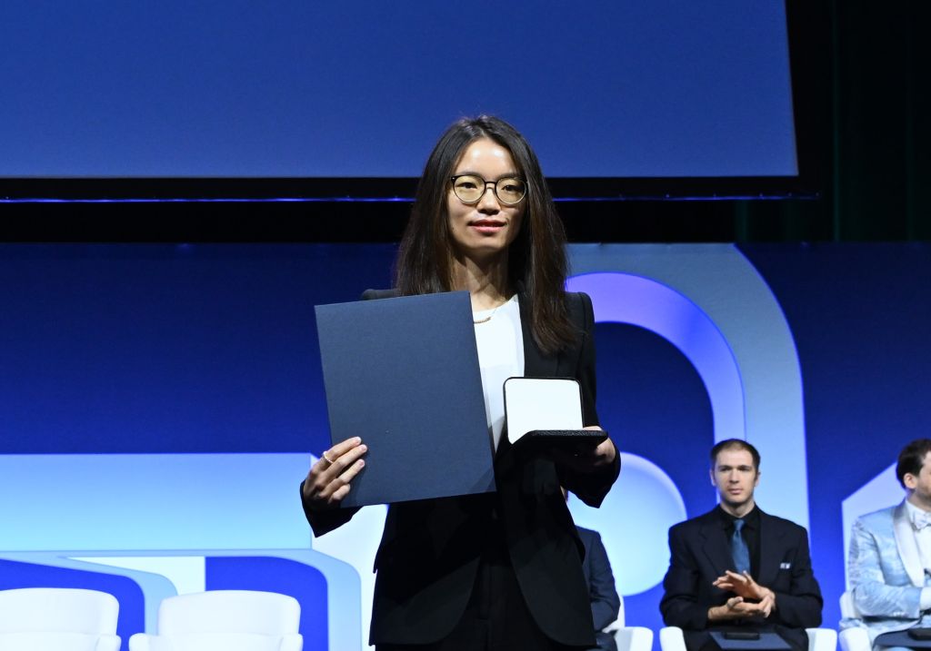 Chinese mathematician Wang Hong is awarded the Fields Medal at the opening ceremony of the 2026 International Congress of Mathematicians in Philadelphia, the United States, on July 23, 2026. Chinese mathematicians Deng Yu and Wang Hong were awarded the Fields Medals at the opening ceremony of the 2026 International Congress of Mathematicians held here on Thursday, marking the first time Chinese mathematicians have won the prestigious honor. (Xinhua/Li Rui)