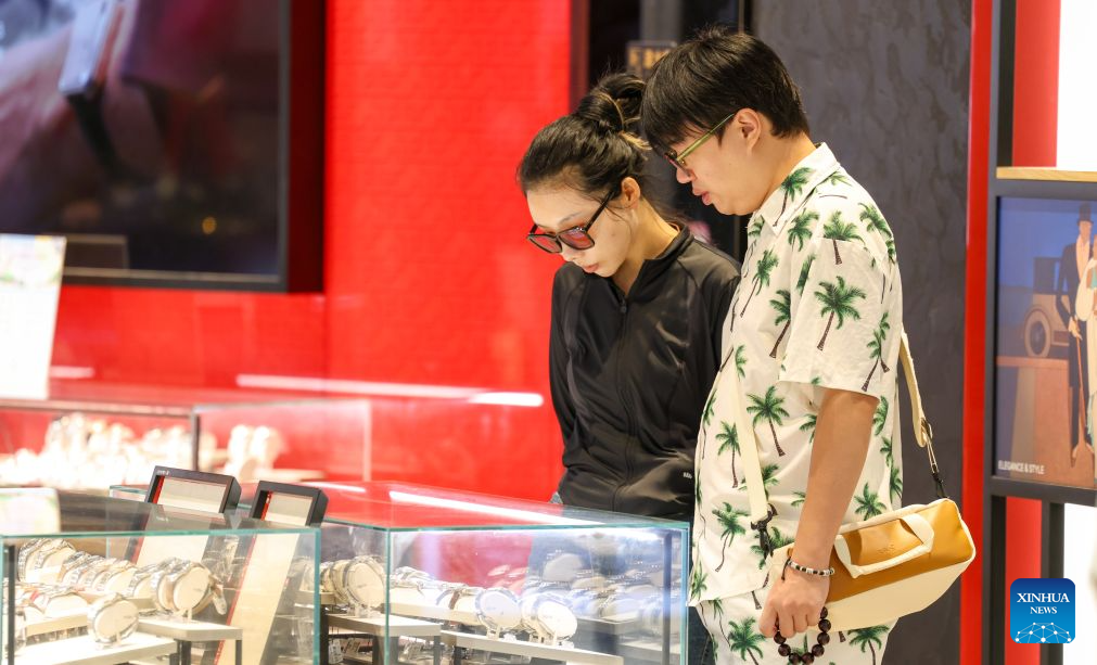 Customers select goods at a duty-free shop in Haikou, south China's Hainan Province, Oct. 7, 2026. According to Haikou customs, the customs authority supervised offshore duty-free purchases worth 855 million yuan (about 126.8 million U.S. dollars) during the seven-day National Day holiday from Oct. 1 to 7, involving 123,000 shopping visits and 696,800 items. (Xinhua/Yang Guanyu)