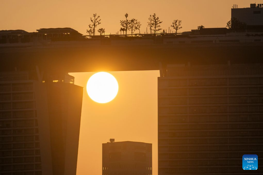 This photo taken on Sept. 3, 2026 shows a sunset view in Singapore. (Xinhua/Then Chih Wey)