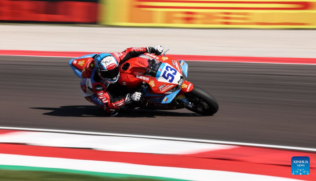 Valentin Debise of EASTROC ZXMOTO Evan Bros Factory steers his motorbike during the Race 2 of WorldSSP at the FIM Supersport World Championship Italian Round Cremona Circuit, Italy, Sept. 27, 2026. (Xinhua/Li Jing)