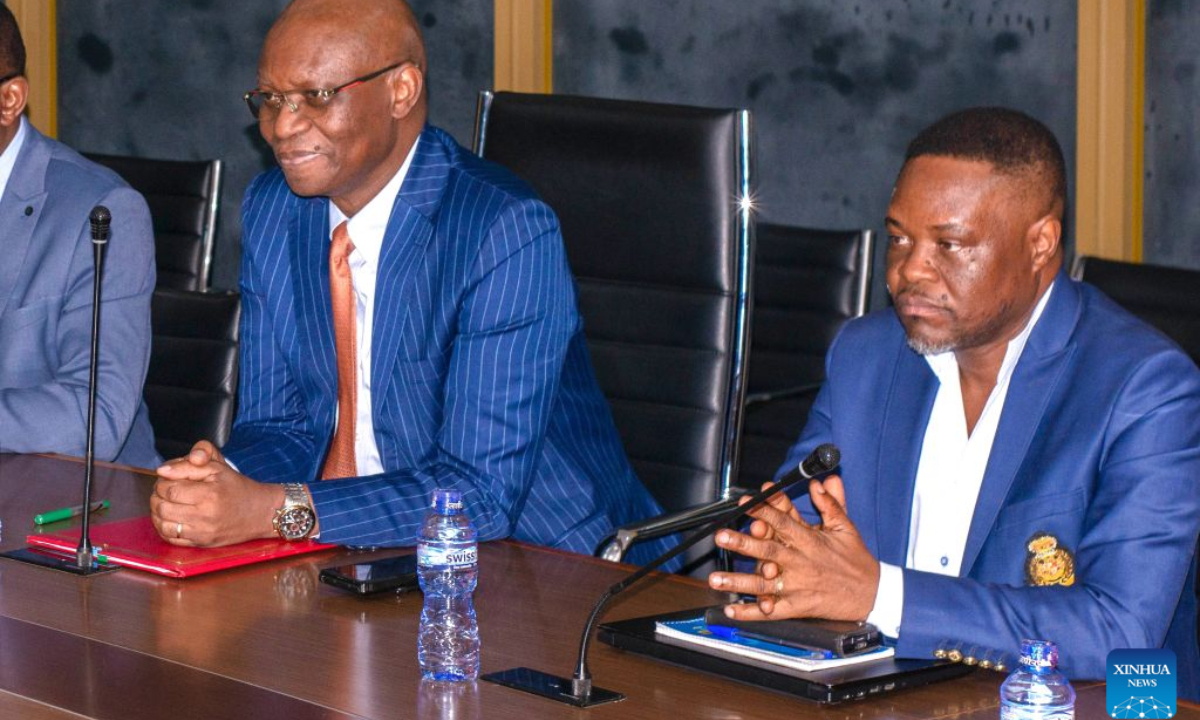 Roger Kamba (L), health minister of the Democratic Republic of the Congo (DRC), attends a handover ceremony for China's emergency humanitarian assistance to the DRC in Kinshasa, DRC, Aug. 26, 2026. China has long supported the development of the health sector in the DRC and remains an important and priority partner, DRC Health Minister Roger Kamba said Wednesday. (Xinhua)
