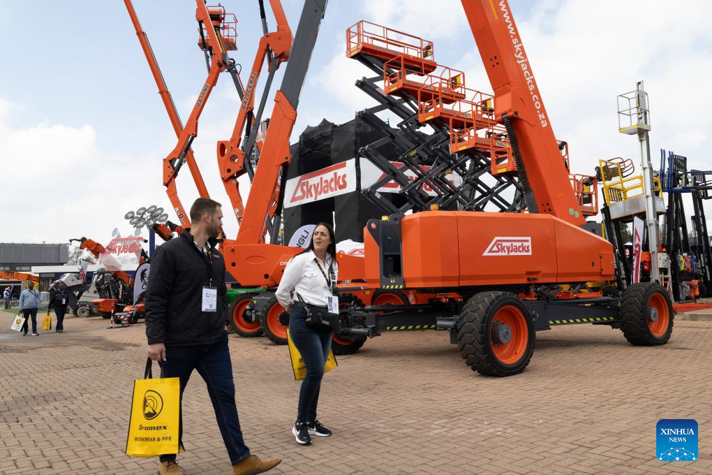 People visit the exhibition area of Electra Mining Africa at the Johannesburg Expo Centre in Johannesburg, South Africa, Sept. 8, 2026. Electra Mining Africa runs from Sept. 7 to 11. The event brings together mining companies, industry suppliers, contractors and thousands of professionals from across the continent. (Photo by James Blackmore/Xinhua)