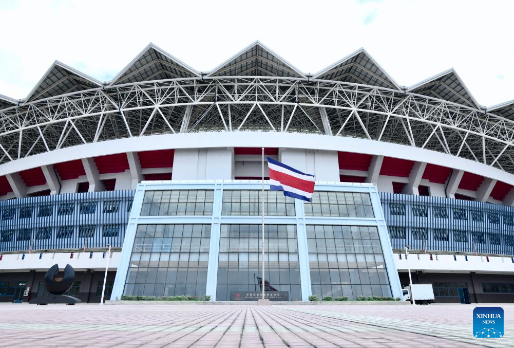 This photo shows the China-aided National Stadium of Costa Rica in San Jose, Costa Rica, Sept. 22, 2026. With a standard football pitch, an athletics track and supporting facilities, the National Stadium of Costa Rica can accommodate about 35,000 spectators. (Xinhua/Liu Wenhui)