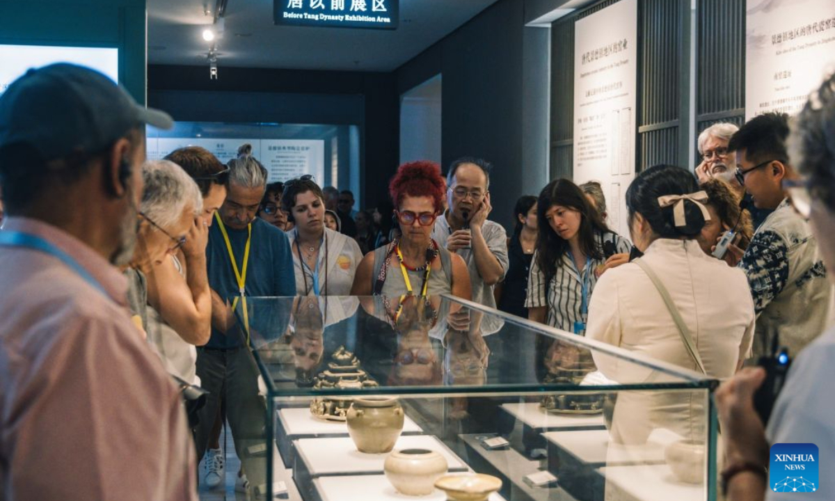 Brazilian artist Viviane Diehl (C) visits China Ceramics Museum in Jingdezhen, east China's Jiangxi Province, June 28, 2026. (Xinhua)