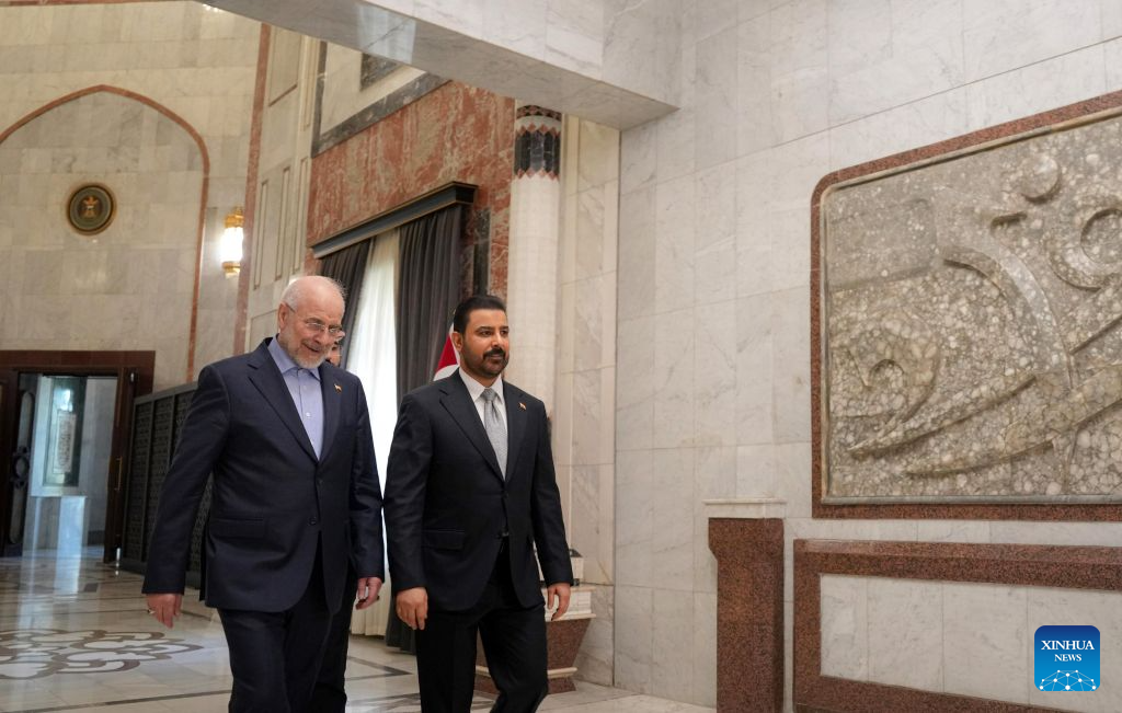 Iraqi Prime Minister Ali al-Zaidi (R) meets with visiting Iranian Parliament Speaker Mohammad Bagher Ghalibaf in Baghdad, Iraq, Aug. 19, 2026. (Iraqi Prime Minister Media Office/Handout via Xinhua)