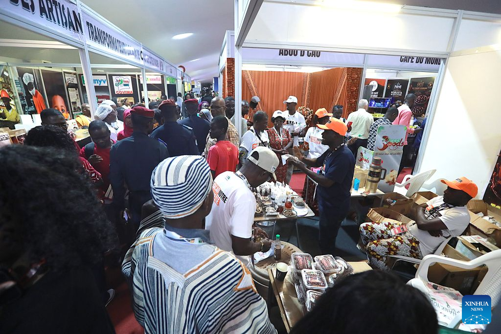 People visit the 10th National Cocoa and Chocolate Days in Abidjan, Cote d'Ivoire, on Sept. 1, 2026.
The event kicked off here on Tuesday. Under the theme Youth and the Cocoa Farming of the Future, the three-day event features a wide range of cocoa and chocolate products, and provides a platform for discussions on youth participation, local cocoa processing, technological innovation and the sustainable development of the sector. It brings together people from various segments of the cocoa industry, including cocoa farming, processing, exports and chocolate production to participate.
Cocoa is one of Cote d'Ivoire's most important cash crops and a key pillar of its agricultural and export economy. (Photo by Yvan Sonh/Xinhua)