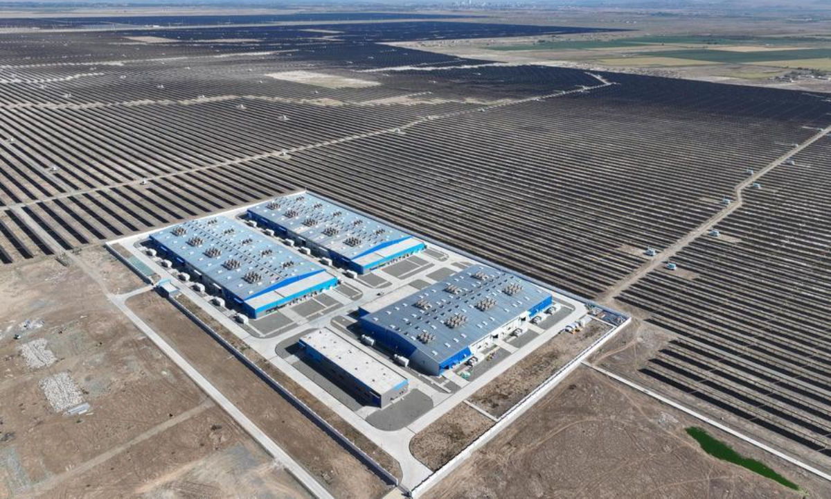 An aerial drone photo shows an all-vanadium redox flow energy storage integrated project of China Three Gorges Corporation (CTG) in Jimsar, northwest China's Xinjiang Uygur Autonomous Region, Aug. 30, 2026. (Photo by He Long/Xinhua)