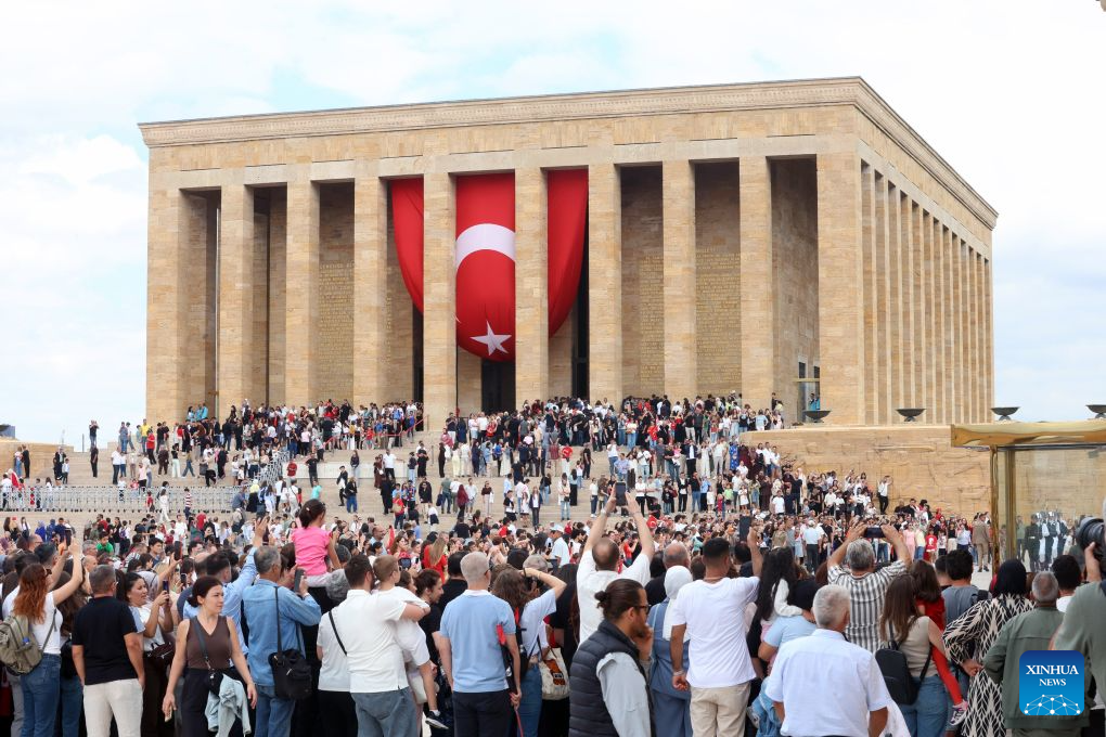 People visit the Ataturk Mausoleum on the occasion of the 104th anniversary of Victory Day in Ankara, Türkiye, Aug. 30, 2026. (Mustafa Kaya/Handout via Xinhua)