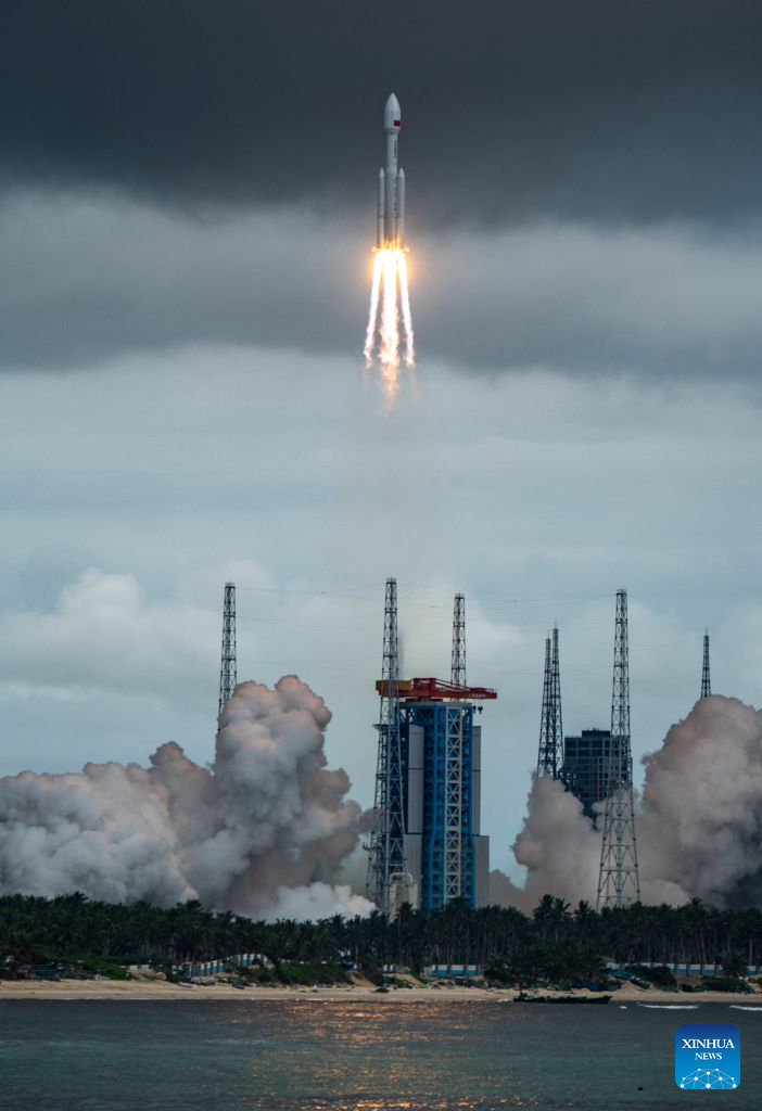 A Long March-8A carrier rocket, carrying the 23rd group of the low-orbit internet constellation, blasts off from the Hainan commercial spacecraft launch site in Wenchang, south China's Hainan Province, Aug. 4, 2026. China sent a new batch of internet satellites into orbit Tuesday in the southern island province of Hainan. The satellites lifted off aboard a Long March-8A carrier rocket at 4:52 p.m. (Beijing Time) and entered their preset orbits successfully. (Photo by Meng Zhongde/Xinhua)