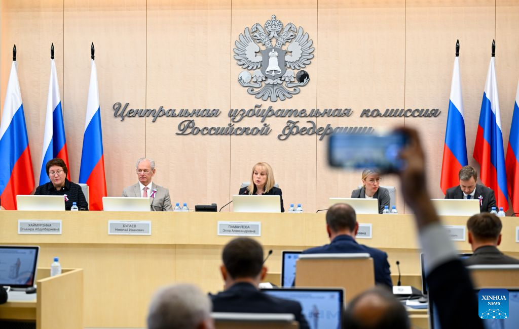 Russian Central Election Commission Chairperson Ella Pamfilova (C) introduces the turnout of the election for the 9th State Duma during a press conference in Moscow, Russia, Sept. 21, 2026. Preliminary results show the ruling United Russia party won 57.83 percent of the votes in the election for the 9th State Duma, the lower house of parliament, Russian Central Election Commission Chairperson Ella Pamfilova told a press conference Monday. (Xinhua/Feng Kaihua)