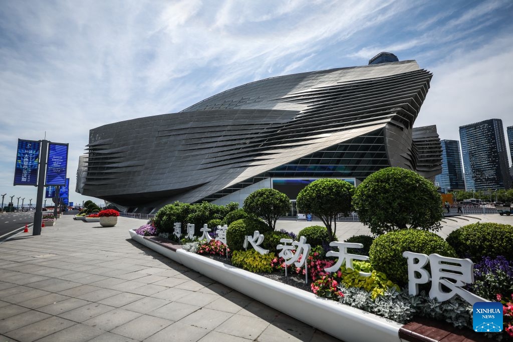 This photo taken on June 22, 2026 shows an exterior view of the Dalian International Conference Center, venue of the 2026 Summer Davos, in Dalian, northeast China's Liaoning Province. The World Economic Forum's Annual Meeting of the New Champions, also known as the Summer Davos forum, will be held in the port city of Dalian from June 23 to 25. (Photo: Xinhua)