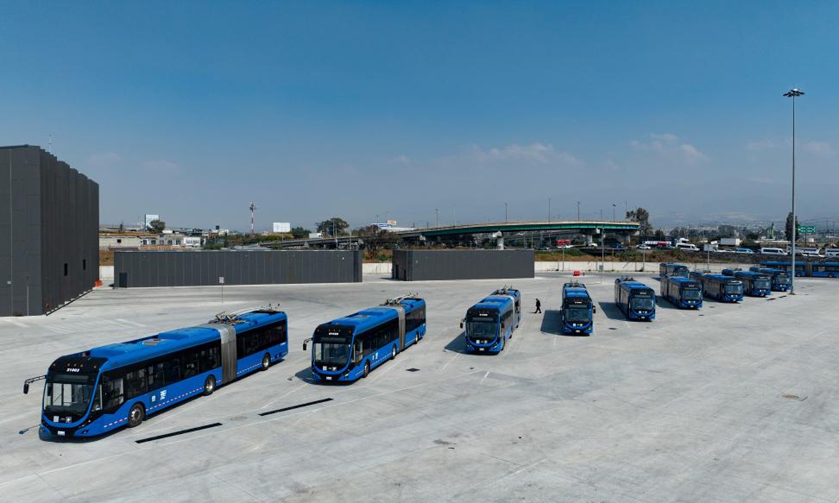 A photo taken by a drone of a Chinese new energy bus at an elevated trolleybus terminal near Mexico City, capital of Mexico. Photo: Xinhua News Agency reporter Li Mengxin