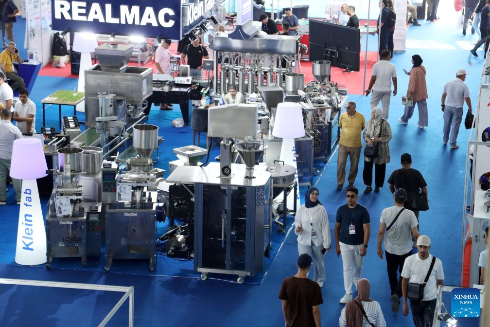 Visitors tour the 57th Algiers International Fair in Algiers, Algeria, June 24, 2026. Launched Monday, the 57th Algiers International Fair held at the Palais des Expositions in Algiers brings together 781 exhibitors, including 579 domestic companies highlighting local industrial and technological progress, alongside 202 international participants. (Photo: Xinhua)