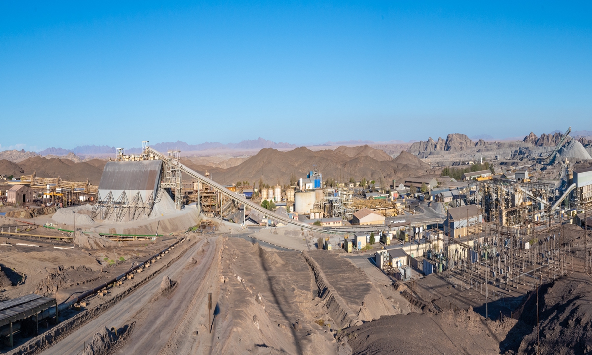 The view of the Rossing Uranium Mine in Namibia Photos on this page: Courtesy of CNUC