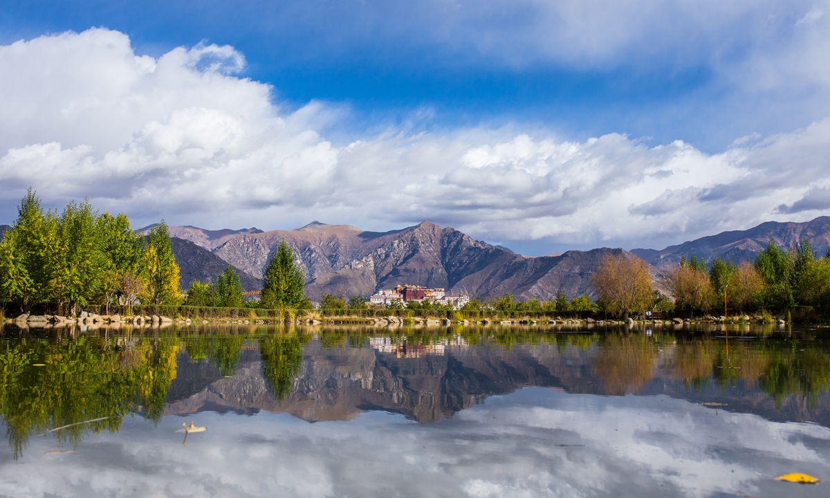 A view of the Potala Palace from Nanshan Park in Lhasa, Southwest China's Xizang Autonomous Region Photo: Shan Jie/GT