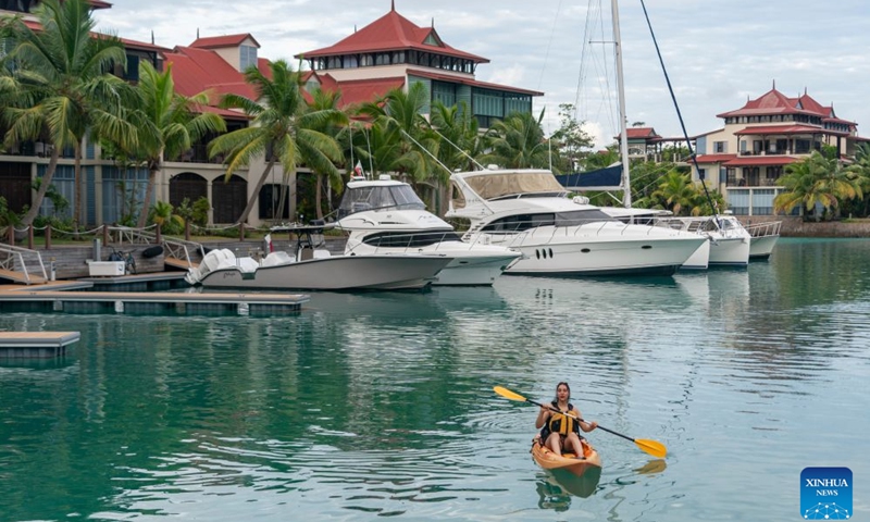 A tourist enjoys kayaking on Eden Island, Seychelles, June 25, 2026. Seychelles, an archipelagic country consisting of 115 islands in the Indian Ocean, relies on tourism and fisheries as its main economic pillars.