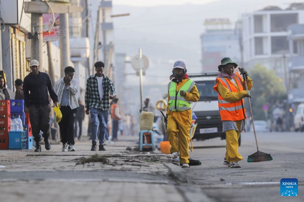 People take part in the annual summer cleanup campaign in Addis Ababa, the capital of Ethiopia, July 1, 2026. (Photo: Xinhua)
