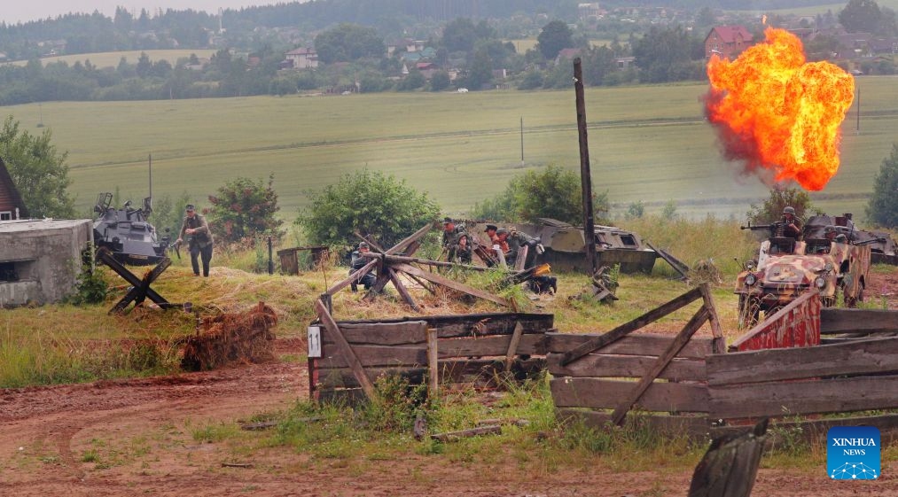 Military enthusiasts stage a reenactment of battling scenarios from the World War II to mark the Independence Day in Minsk, Belarus, July 3, 2026. (Photo: Xinhua)