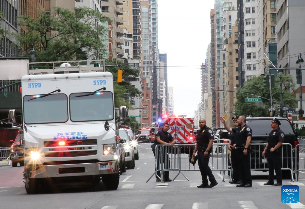 Streets around the building found at risk of collapse are closed for safety in New York, the United States, on July 7, 2026. (Photo: Xinhua)