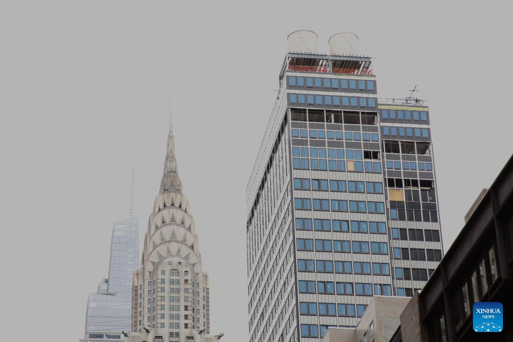 Photo taken on July 7, 2026 shows the building found at risk of collapse in New York, the United States. (Photo: Xinhua)