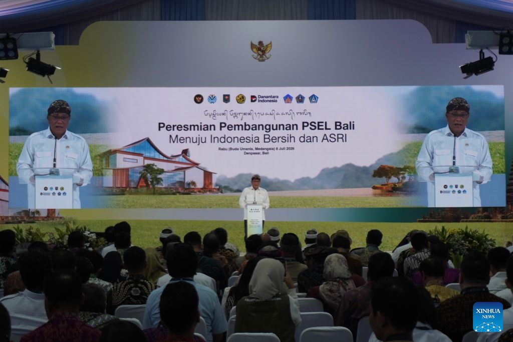 Environment Minister Mohammad Jumhur Hidayat delivers a speech during the groundbreaking ceremony of Bali's first waste-to-energy project in Bali, Indonesia, July 8, 2026. Indonesia's world-renowned resort island of Bali on Wednesday broke ground on the Denpasar Raya waste-to-energy plant, marking a major milestone in the island's efforts to improve waste management and expand renewable energy generation. (Photo: Xinhua)