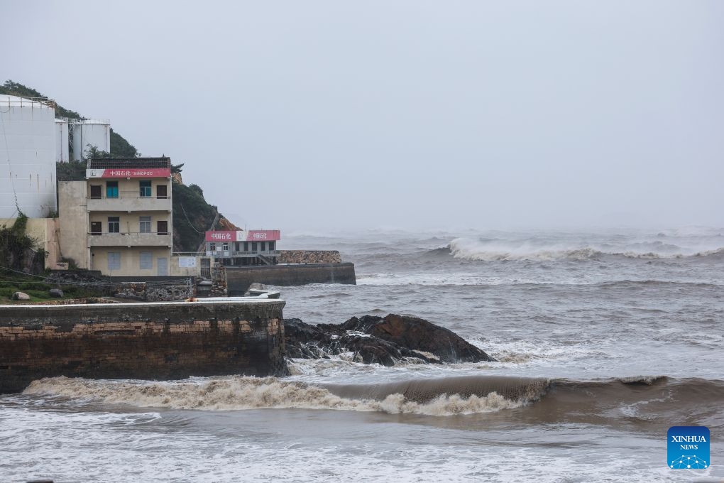 This photo taken on July 11, 2026 shows sea waves in Shitang Town of Wenling City, east China's Zhejiang Province. Typhoon Bavi, the ninth typhoon of the year, is expected to make landfall along the coast between Sanmen and Cangnan in east China's Zhejiang Province in the early hours of Sunday. (Photo: Xinhua)