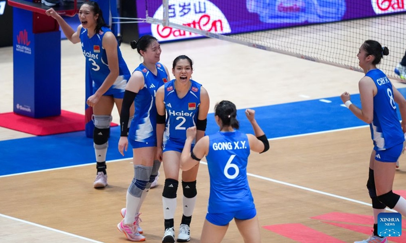 Players of China celebrate after scoring during the match between China and the Dominican Republic at the Women's Volleyball Nations League (VNL) 2026 in Hong Kong, south China, July 11, 2026. (Xinhua/Zhu Wei)