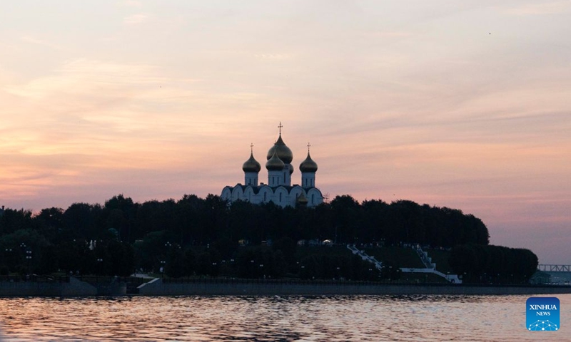 This photo taken on July 10, 2026 shows a view along the Volga River at dusk in Yaroslavl, Russia. (Xinhua/Gao Wei)