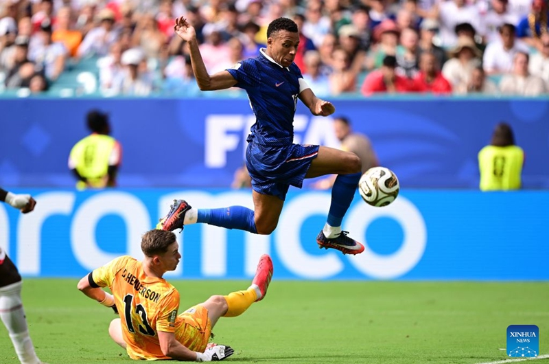 Kylian Mbappe (top) of France competes during the bronze final match between France and England at the 2026 FIFA World Cup in Miami, the United States, July 18, 2026. (Xinhua/Chen Yichen)