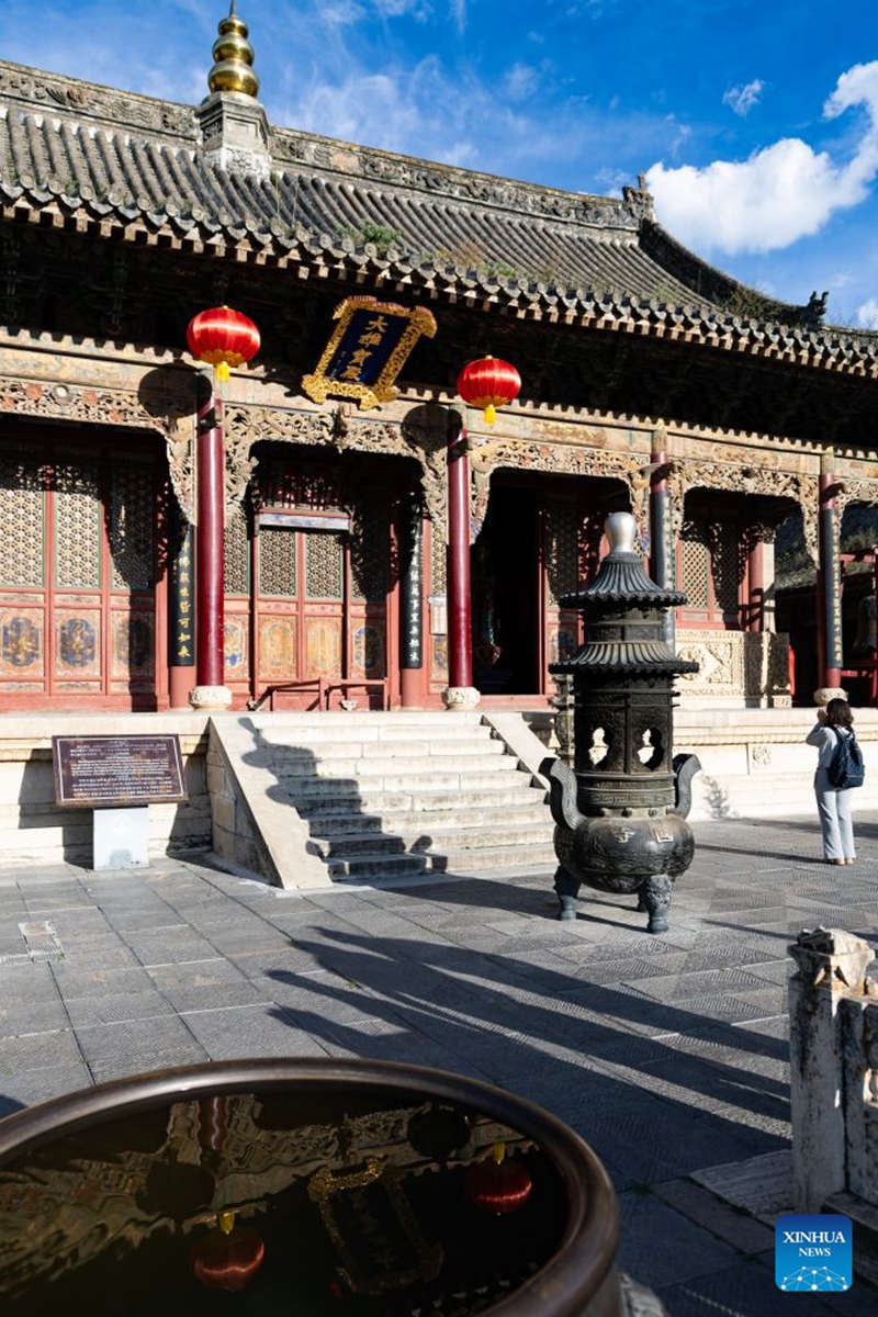 Tourists visit Mount Wutai, one of China's four sacred Buddhist mountains, in Xinzhou City of north China's Shanxi Province, July 15, 2026. Shanxi boasts magnificent natural scenery and landscapes, with three World Cultural Heritage sites including Pingyao, Yungang Grottoes and Mount Wutai, attracting tourists around the world. It is also home to more than 80 percent of the country's surviving timber structures built before the Yuan Dynasty (1271-1368), earning it the reputation of a museum of ancient Chinese architectural art.
Scenic areas across Shanxi have entered their peak season for tourism during summer vacation. Photo: Xinhua