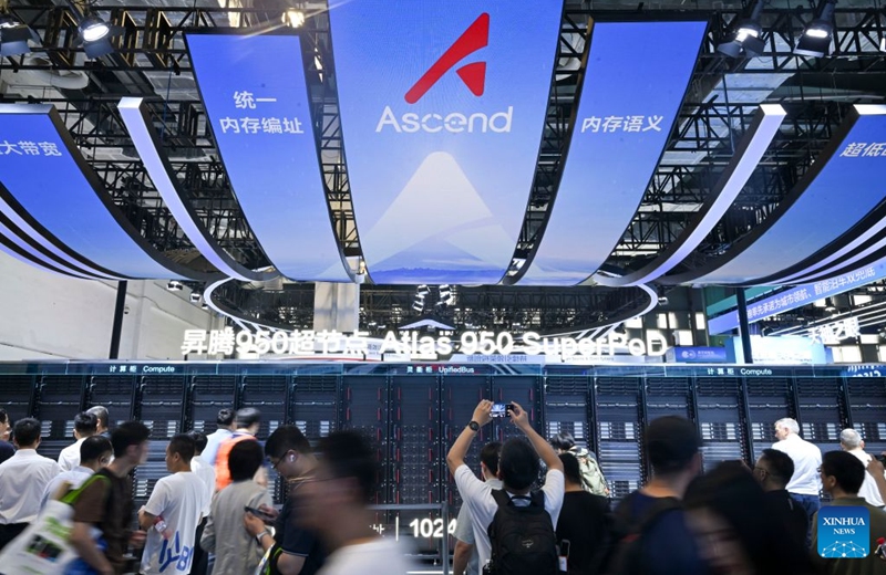 People view the Atlas 950 SuperPoD of Huawei displayed during the 2026 World AI Conference and High-Level Meeting on Global AI Governance in Shanghai, east China, July 19, 2026. The 2026 World AI Conference (WAIC) and High-Level Meeting on Global AI Governance opened here on Friday. A group of domestic supernode products draw public attentions during the event. (Xinhua/Chen Haoming)