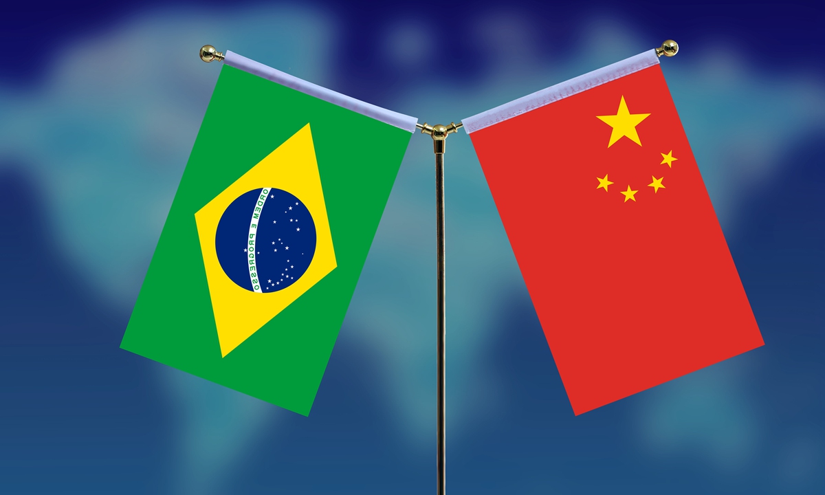 China-Brazil national flags Photo: VCG
