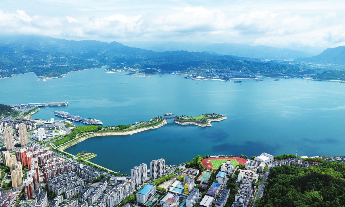 A view of the cityscape and river scenery in the Three Gorges reservoir area in Zigui County, Central China's Hubei Province, on April 22, 2026. Photo: VCG