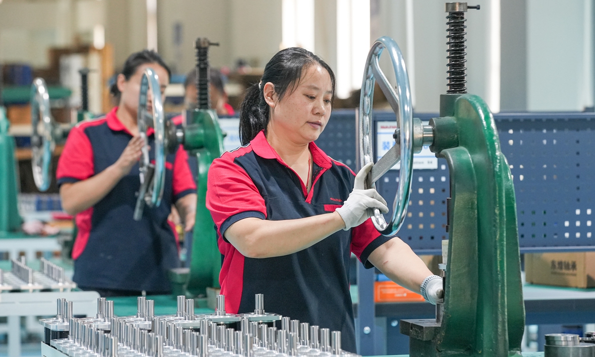 Workers conduct operations at a factory in Huzhou, East China's Zhejiang Province, on August 3, 2026. The company specializes in precision reducers and joint modules, with products widely used in advanced industries at home and abroad. Customs data showed that Zhejiang's exports of high-tech products reached 209.66 billion yuan ($31.05 billion) in the first half of 2026, up 22.5 percent year-on-year.
Photo: VCG