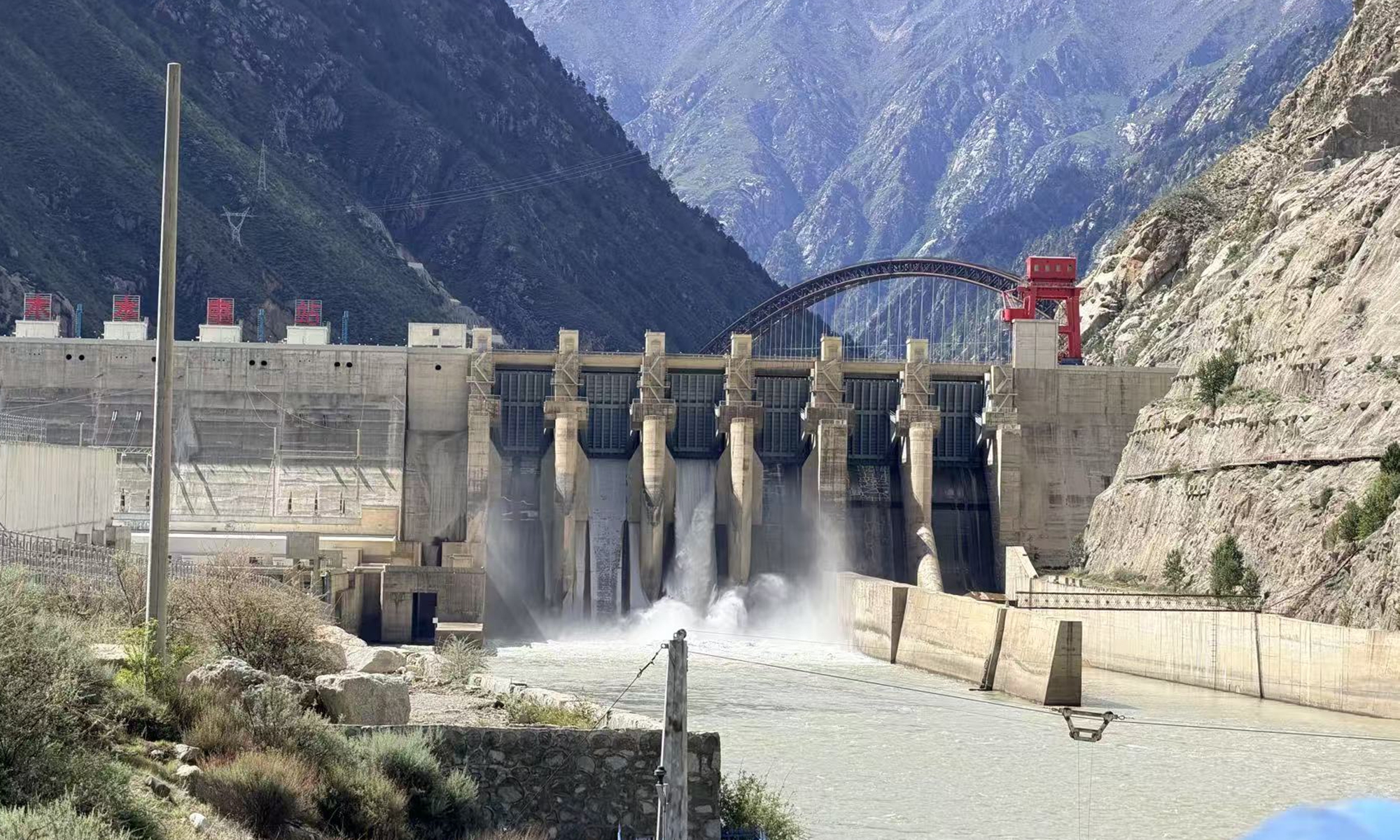 Zangmu Hydropower Station in Shannan, Xizang Photo: Cao Siqi/GT