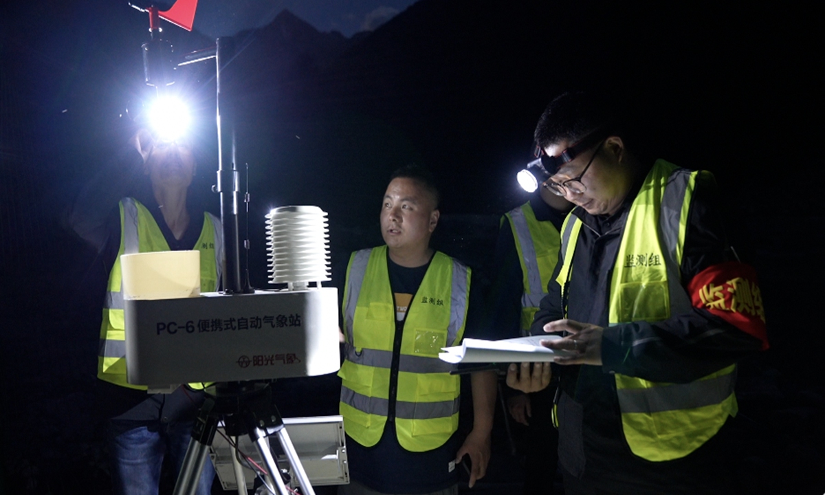 A portable automatic weather station is used during an extreme flood simulation drill in Zayu County, Nyingchi, Xizang, on May 29, 2026. Photo: Courtesy of Jing Wenli