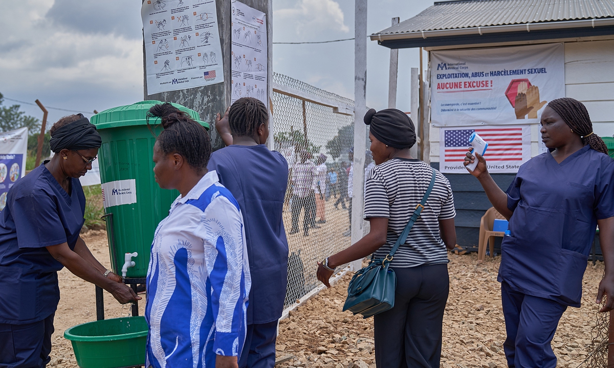 Medical staff attend the inauguration of the new Ebola treatment center in Rwakole, Bunia, Democratic Republic of the Congo (DRC), on August 4, 2026. The center has a capacity of 100 beds. Photo: VCG