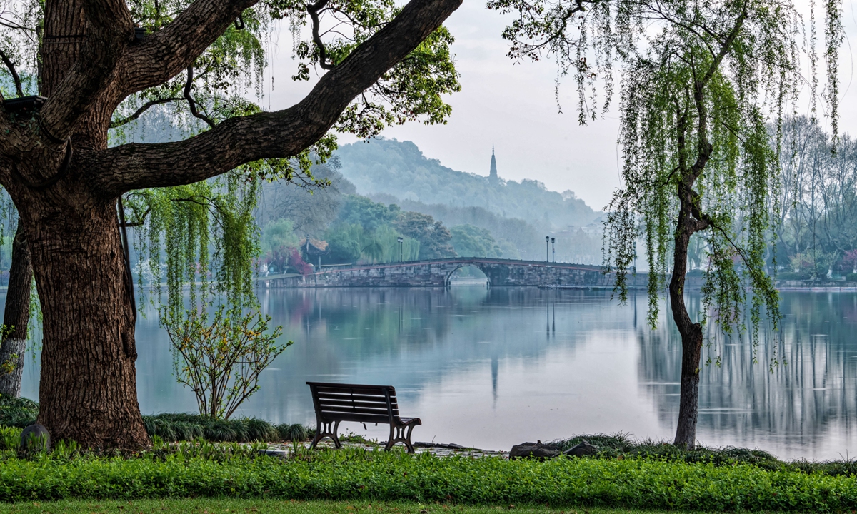 West Lake Photo: VCG