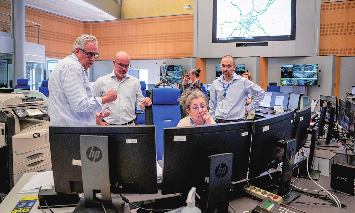 The Government Delegate in Madrid, Francisco Martín, visits the headquarters of the Directorate-General for Traffic (DGT) alongside the provincial head of Traffic, Cristóbal Cremades, on August 12, 2026, in Madrid, Spain. The visit is to monitor traffic on a day in which half a million road journeys are expected due to the total solar eclipse. Photo: VCG