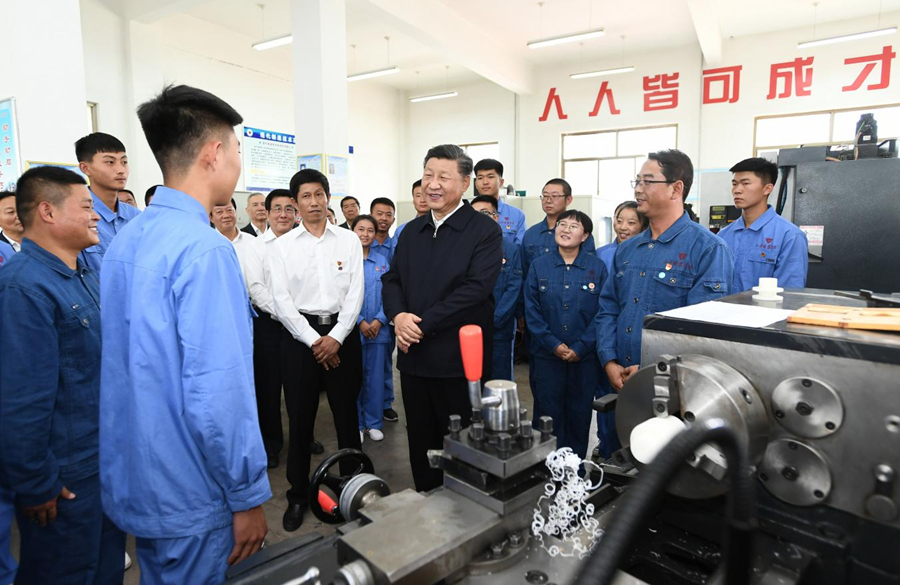2019年8月20日下午,习近平总书记考察甘肃省张掖市山丹培黎学校。新华社记者 谢环驰 摄