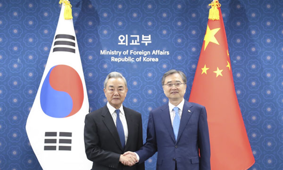 Chinese Foreign Minister Wang Yi, also a member of the Political Bureau of the Communist Party of China Central Committee, holds talks with Republic of Korea Foreign Minister Cho Hyun in Seoul on August 19, 2026. Photo: Chinese Foreign Ministry
