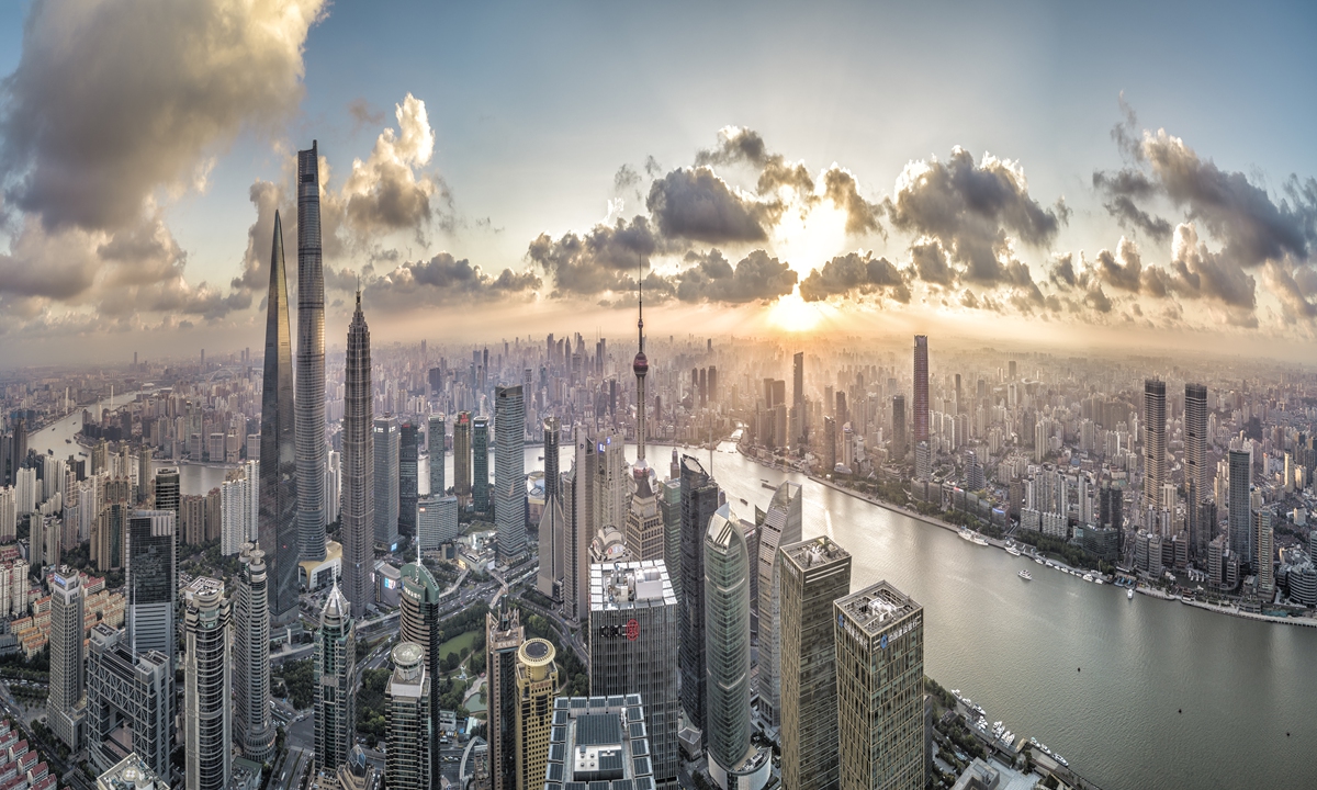 Aerial view of Shanghai's skyline Photo: VCG