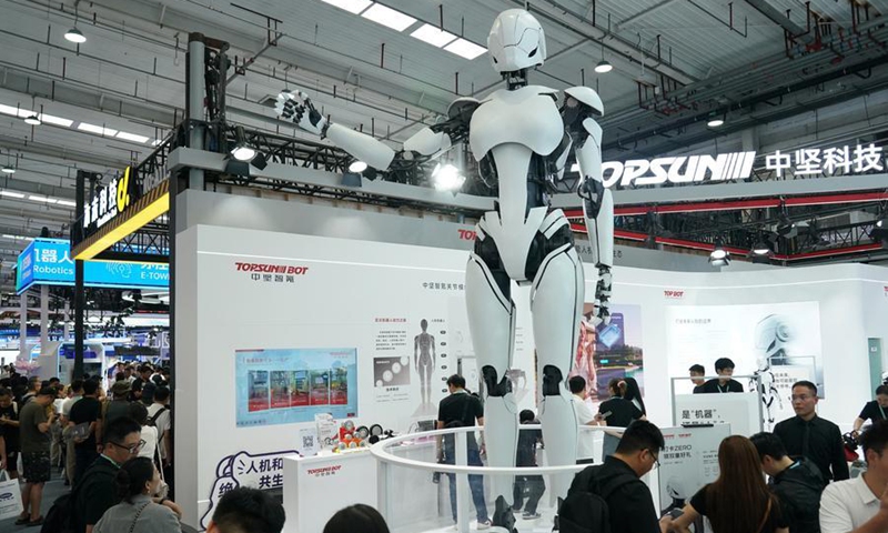 People visit the 2026 World Robot Conference in Beijing, capital of China, Aug. 19, 2026. (Xinhua/Zhang Chenlin)