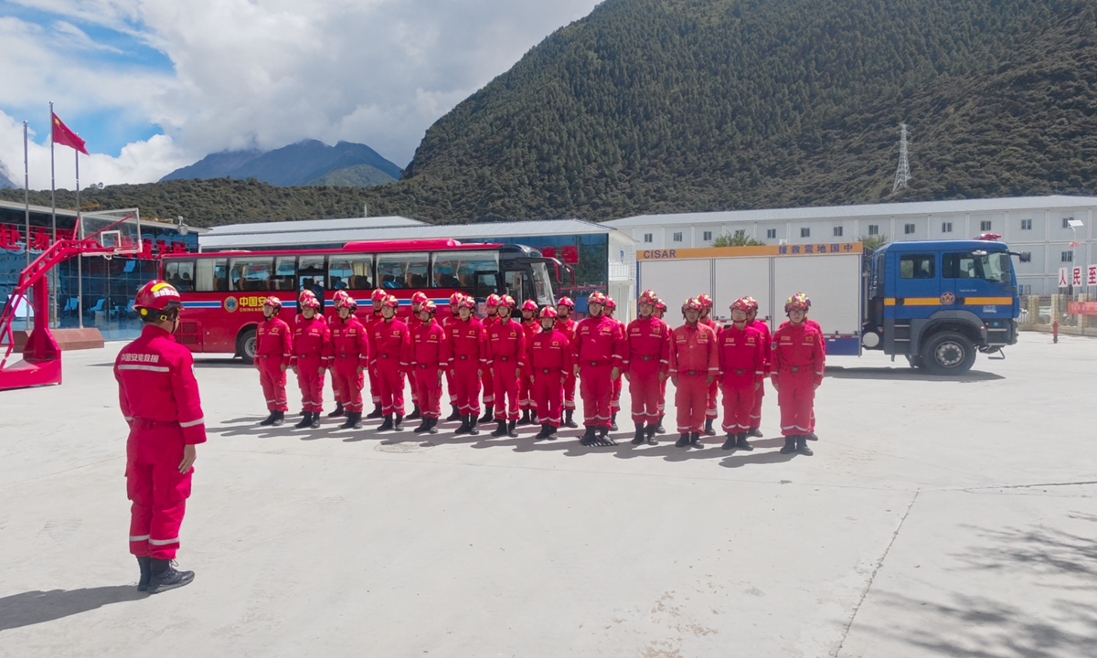 Three people have been killed and 265 others remain missing as of 8 pm on August 26, 2026, according to initial estimates, after a mudslide struck a port along the China-Nepal border in Southwest China's Xizang Autonomous Region. Following the disaster, China Anneng, under the unified coordination of the Ministry of Emergency Management, immediately activated its emergency response mechanism, rapidly coordinated and deployed emergency rescue forces. Photo: VCG