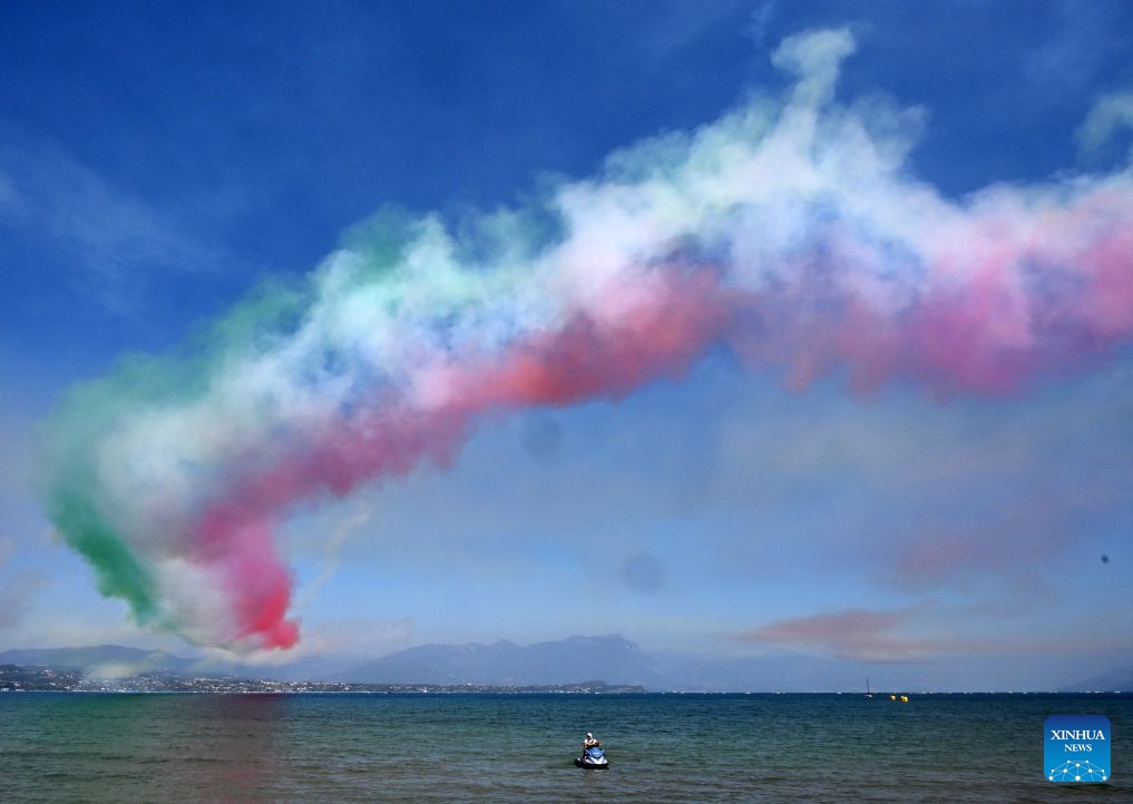 The Italian Frecce Tricolori aerobatic squad performs during an airshow flying over Lake Garda, Brescia, Italy, Sept. 4, 2026. (Photo: Xinhua)