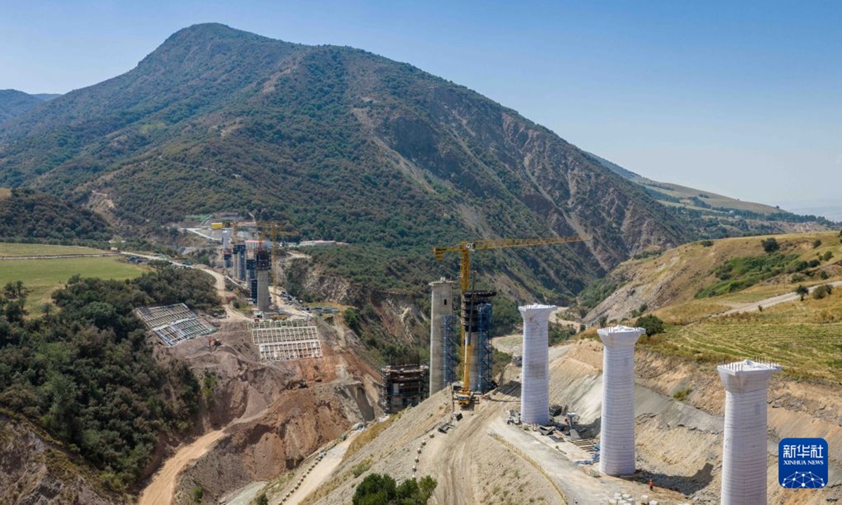 An aerial drone photo taken on August 15, 2026 shows a construction site of a grand bridge above the Kec-Alat River along the China-Kyrgyzstan-Uzbekistan railway in Jalalabad, Kyrgyzstan. Photo: Xinhua