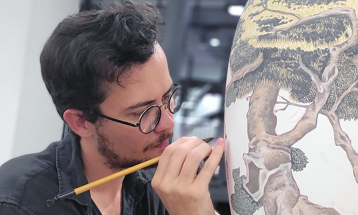 French artist Yann Colleu works on a ceramic piece. Photo: Courtesy of Yann Colleu
